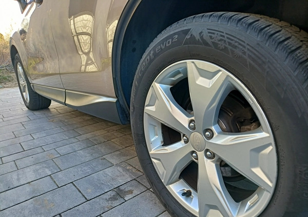 Subaru Forester cena 50900 przebieg: 148000, rok produkcji 2015 z Warszawa małe 172